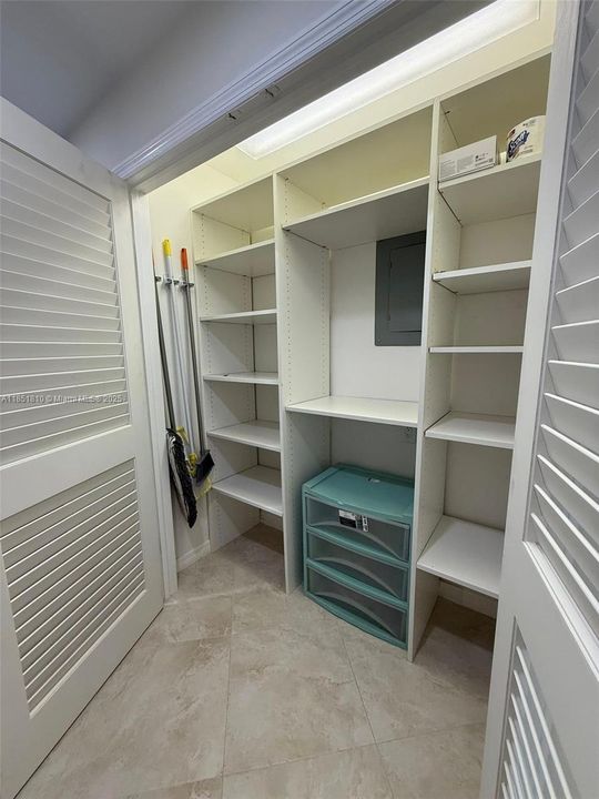 待售: $199,800 (2 贝兹, 2 浴室, 992 平方英尺)