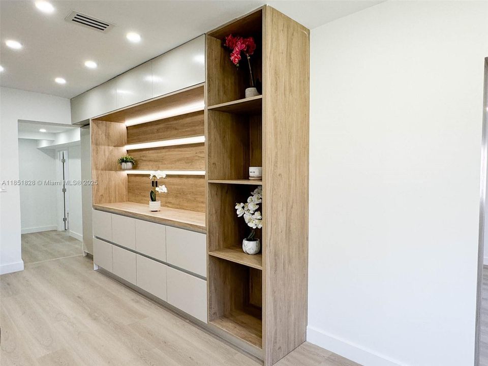 Active With Contract: $4,200 (3 beds, 2 baths, 1780 Square Feet)