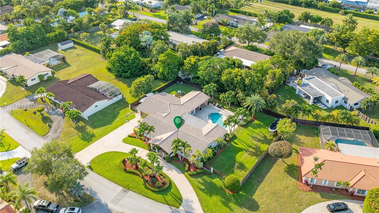 Recently Sold: $1,969,000 (5 beds, 3 baths, 3692 Square Feet)