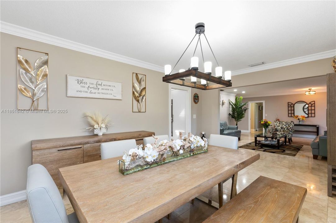 Recently Sold: $1,969,000 (5 beds, 3 baths, 3692 Square Feet)