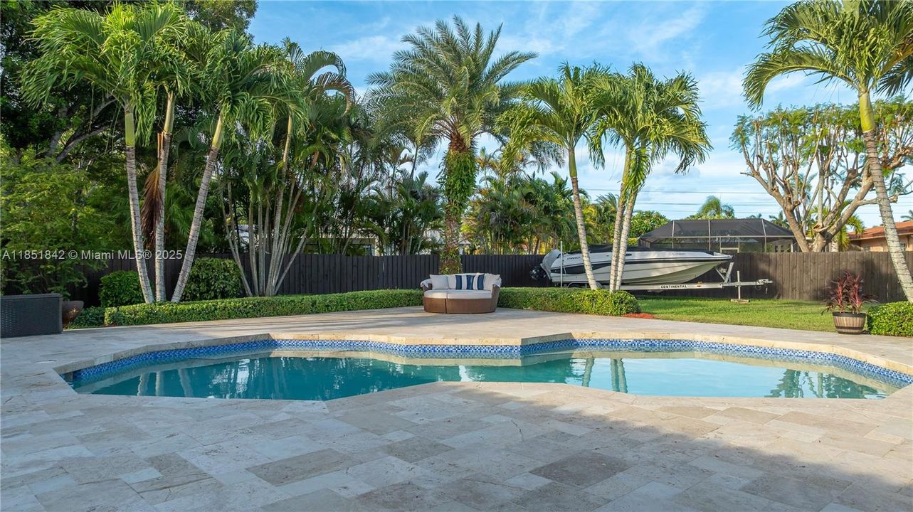 Recently Sold: $1,969,000 (5 beds, 3 baths, 3692 Square Feet)