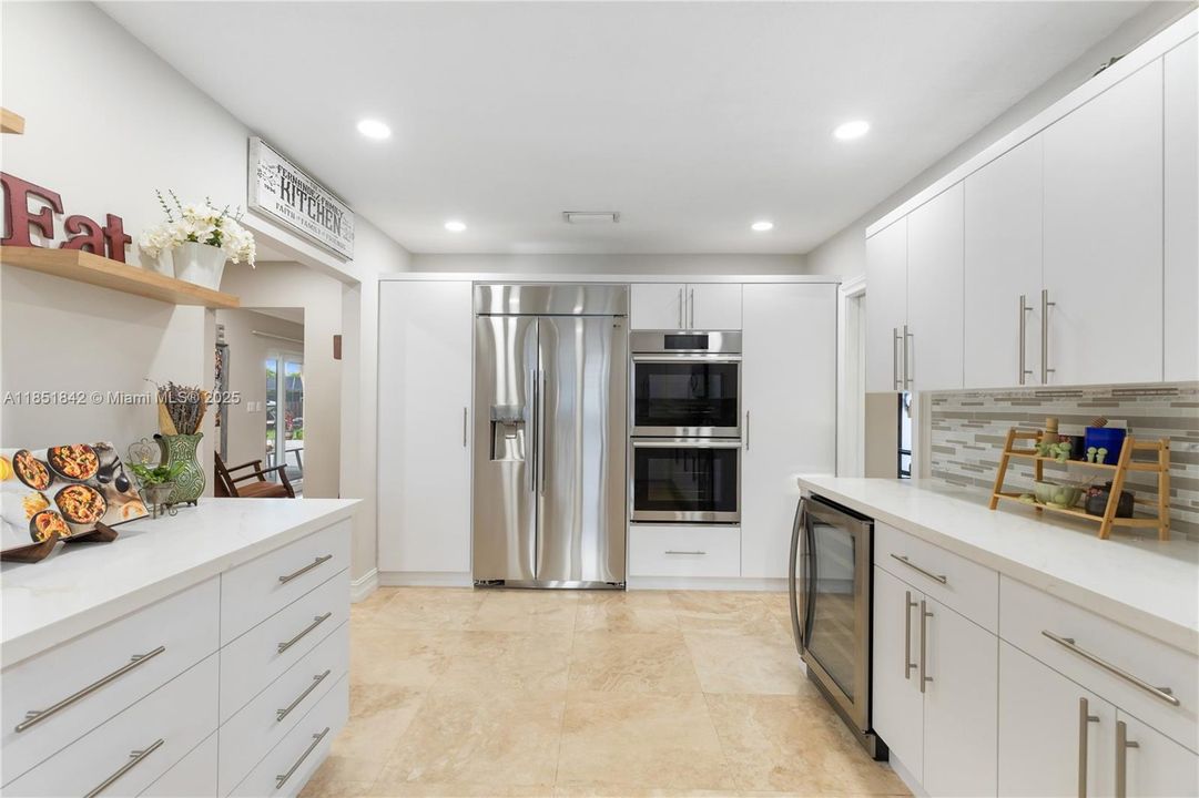 Recently Sold: $1,969,000 (5 beds, 3 baths, 3692 Square Feet)