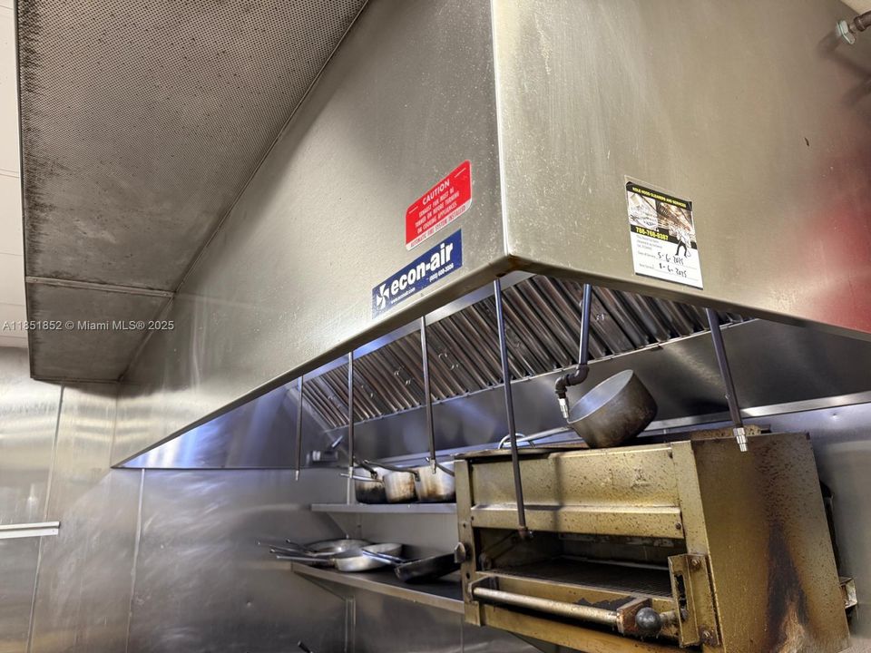 待售: $140,000 (0 贝兹, 0 浴室, 0 平方英尺)