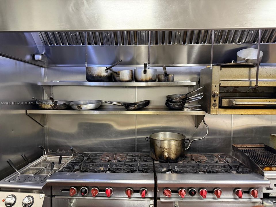 待售: $140,000 (0 贝兹, 0 浴室, 0 平方英尺)