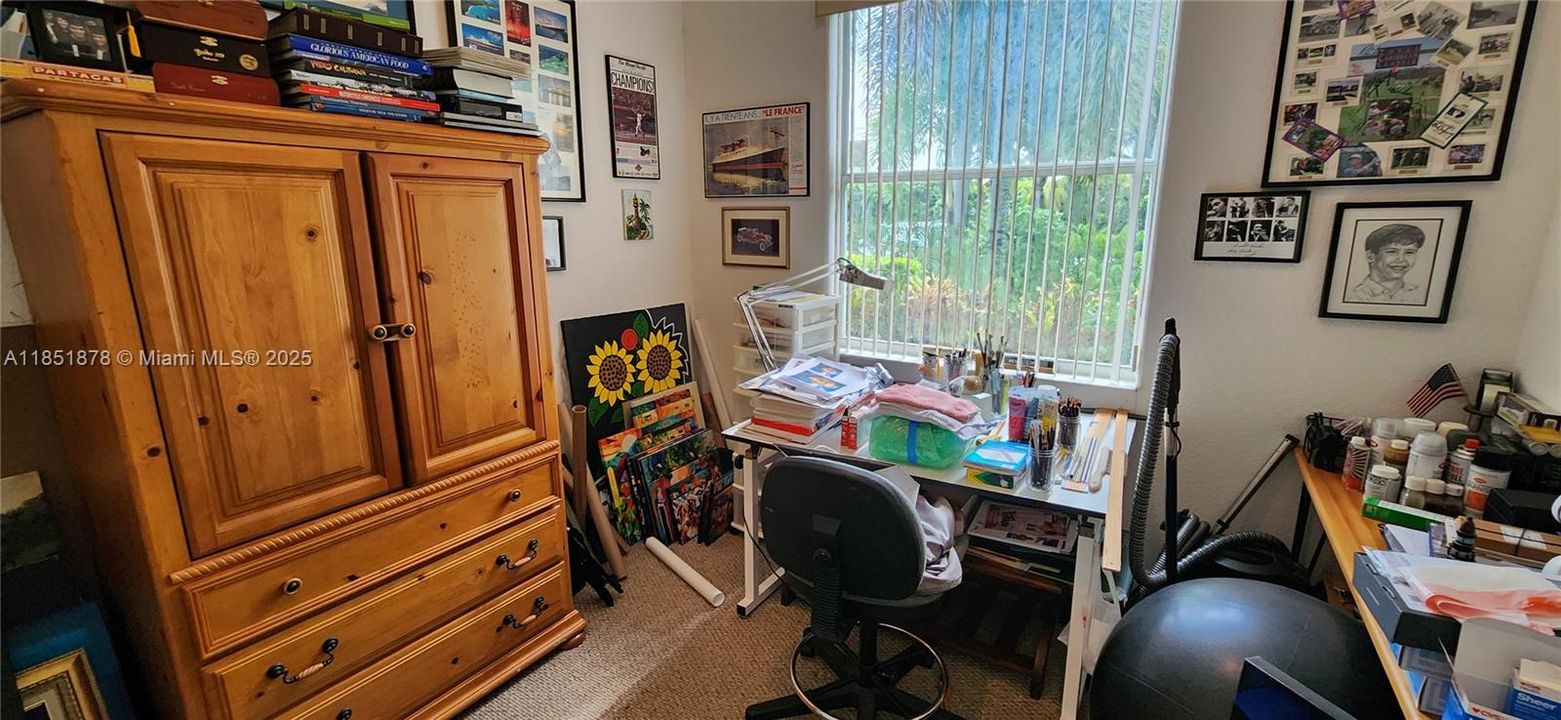 For Sale: $995,000 (4 beds, 2 baths, 1834 Square Feet)