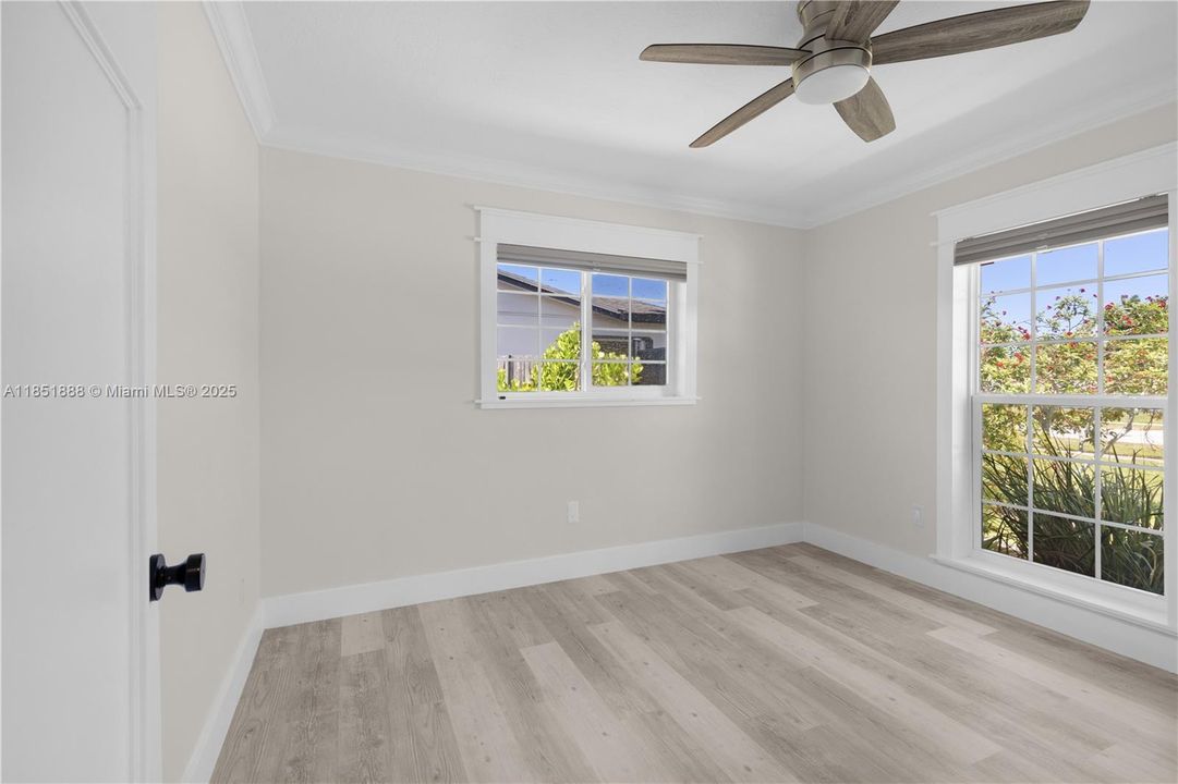 Recently Rented: $4,300 (4 beds, 2 baths, 1972 Square Feet)