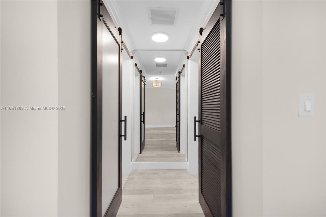 Recently Rented: $4,300 (4 beds, 2 baths, 1972 Square Feet)