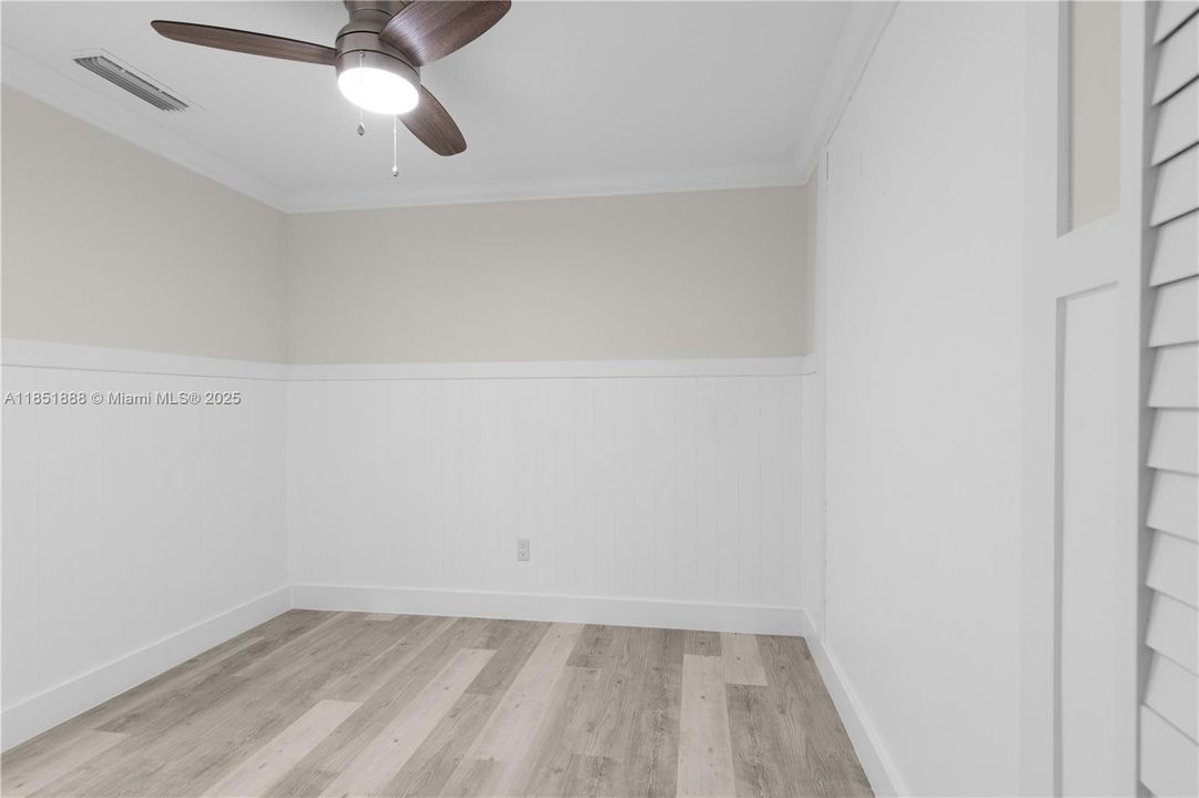 Recently Rented: $4,300 (4 beds, 2 baths, 1972 Square Feet)