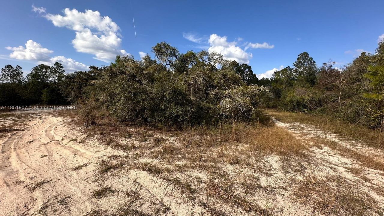 Recently Sold: $14,000 (0.50 acres)