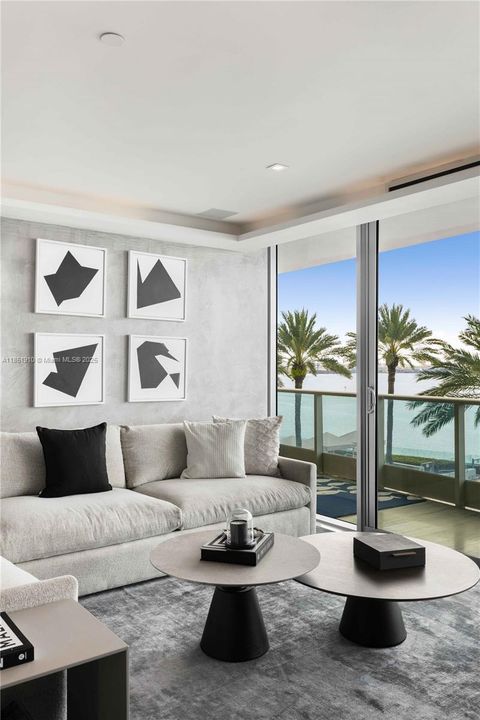 Vendido Recientemente: $1,750,000 (2 camas, 2 baños, 1730 Pies cuadrados)