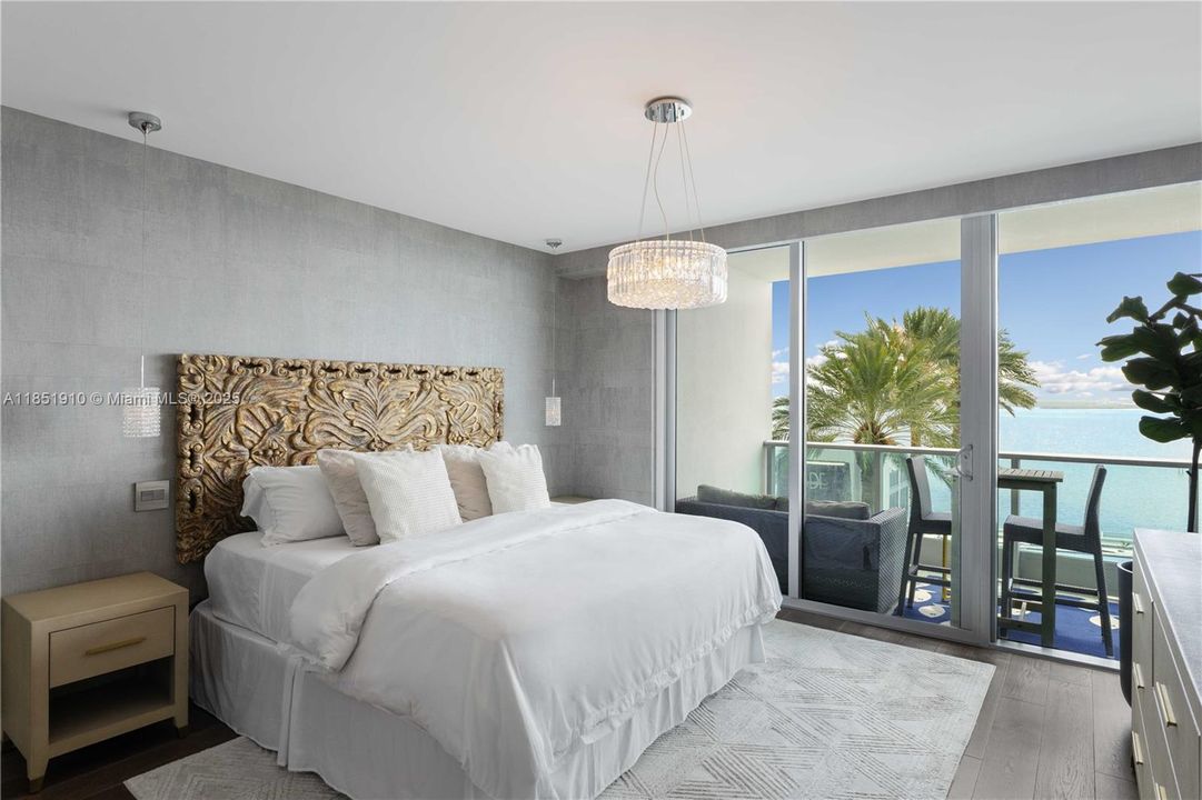 Vendido Recientemente: $1,750,000 (2 camas, 2 baños, 1730 Pies cuadrados)