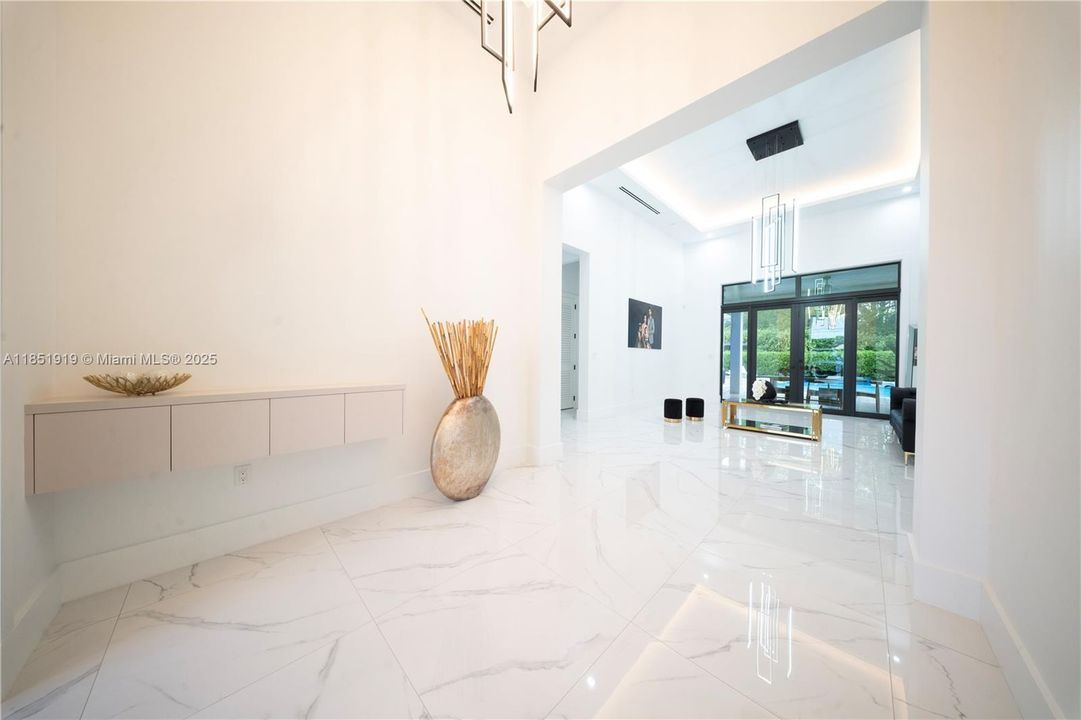 For Sale: $1,675,000 (5 beds, 4 baths, 3826 Square Feet)