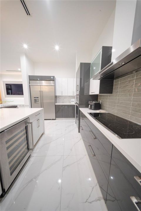 For Sale: $1,675,000 (5 beds, 4 baths, 3826 Square Feet)