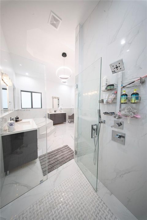 For Sale: $1,675,000 (5 beds, 4 baths, 3826 Square Feet)