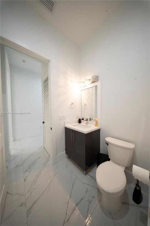 For Sale: $1,675,000 (5 beds, 4 baths, 3826 Square Feet)