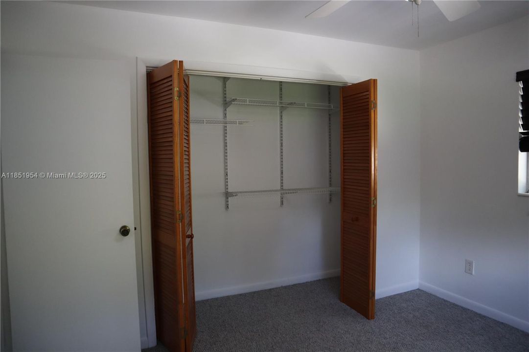 For Rent: $2,500 (2 beds, 1 baths, 1070 Square Feet)