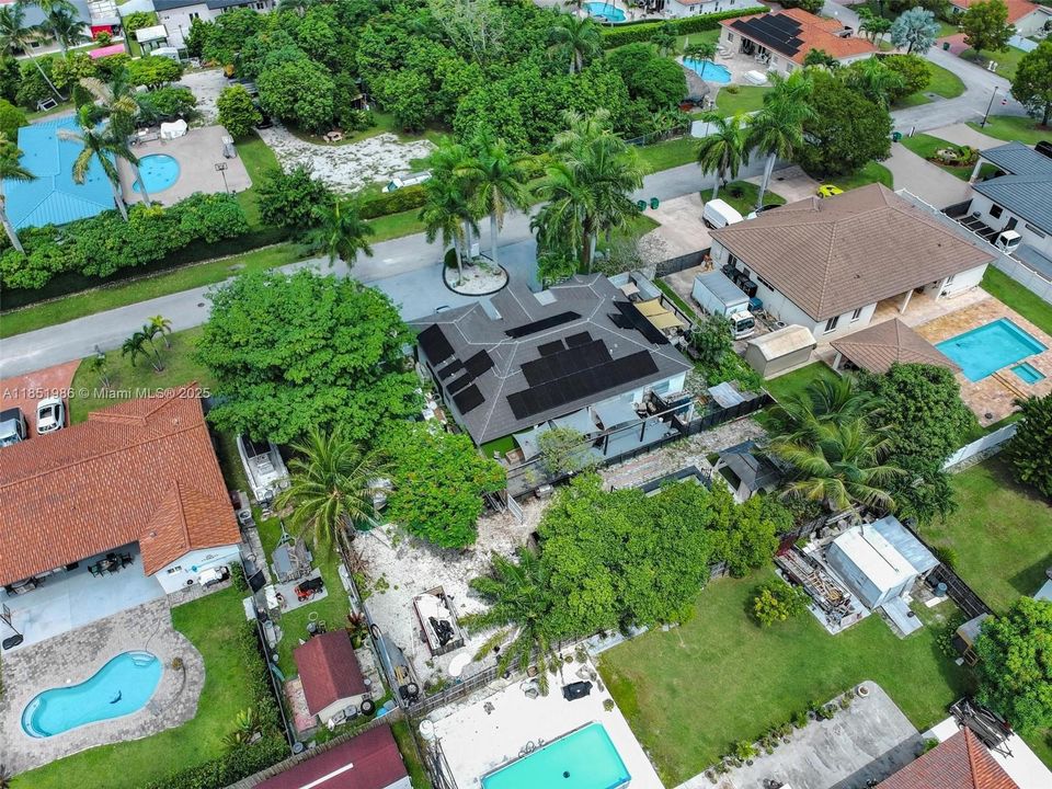 На продажу: $1,080,000 (5 спален, 4 ванн, 2083 Квадратных фут)