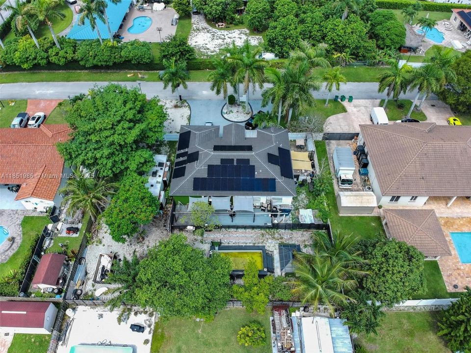 На продажу: $1,080,000 (5 спален, 4 ванн, 2083 Квадратных фут)