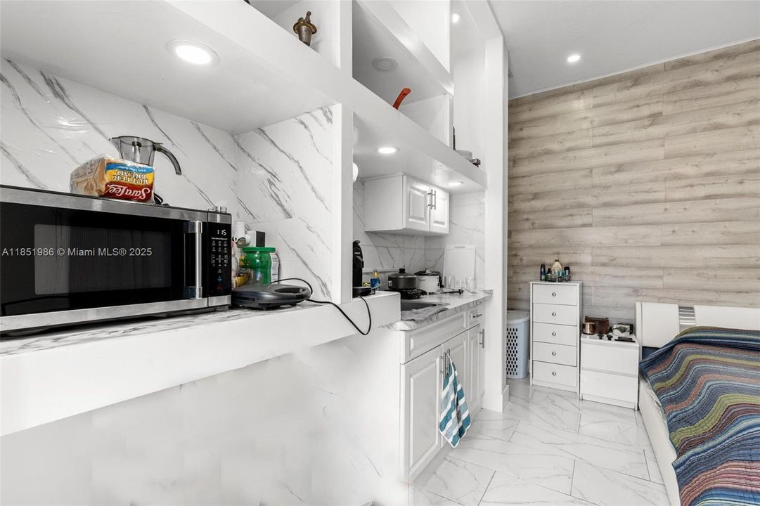 На продажу: $1,080,000 (5 спален, 4 ванн, 2083 Квадратных фут)