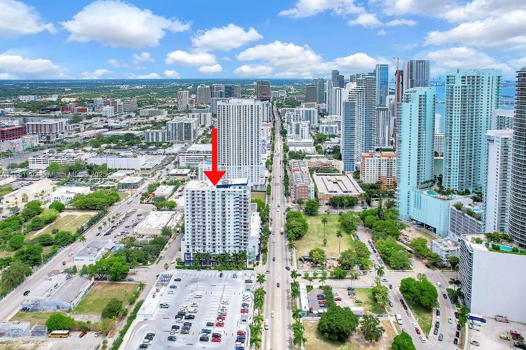 En Venta: $410,000 (2 camas, 1 baños, 1171 Pies cuadrados)