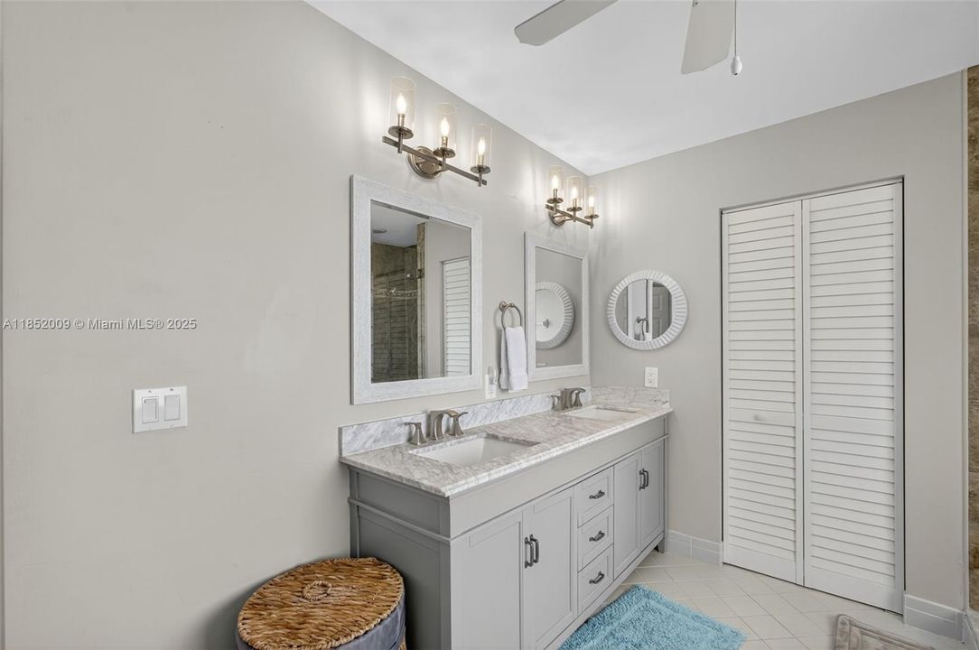 Recently Sold: $535,000 (4 beds, 3 baths, 2300 Square Feet)