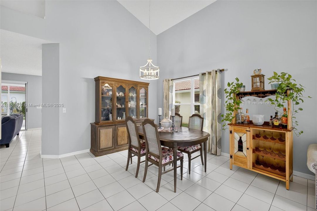 Recently Sold: $535,000 (4 beds, 3 baths, 2300 Square Feet)