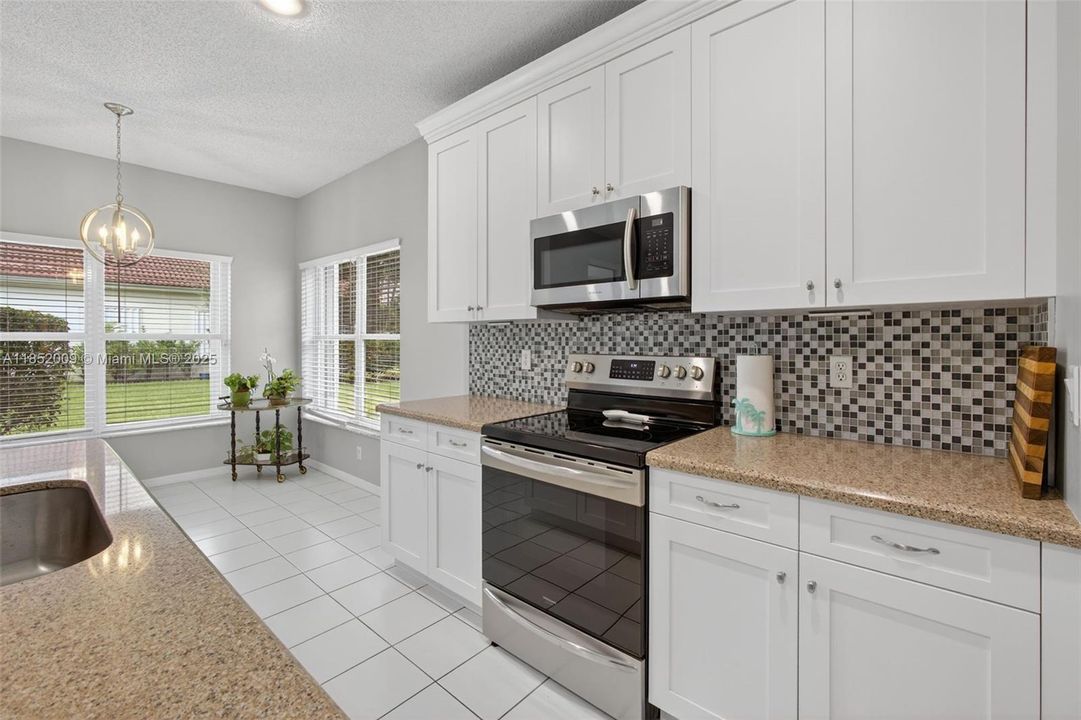 Recently Sold: $535,000 (4 beds, 3 baths, 2300 Square Feet)