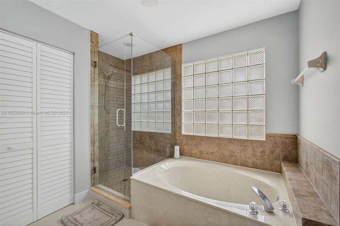 Recently Sold: $535,000 (4 beds, 3 baths, 2300 Square Feet)