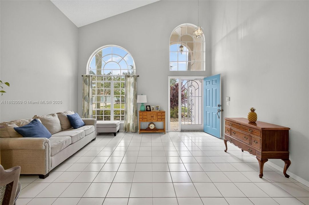Large living room with cathedral ceilings