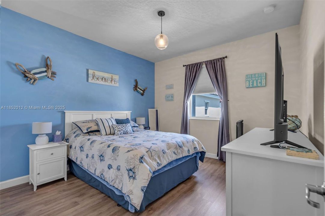 En Venta: $519,999 (3 camas, 2 baños, 1608 Pies cuadrados)