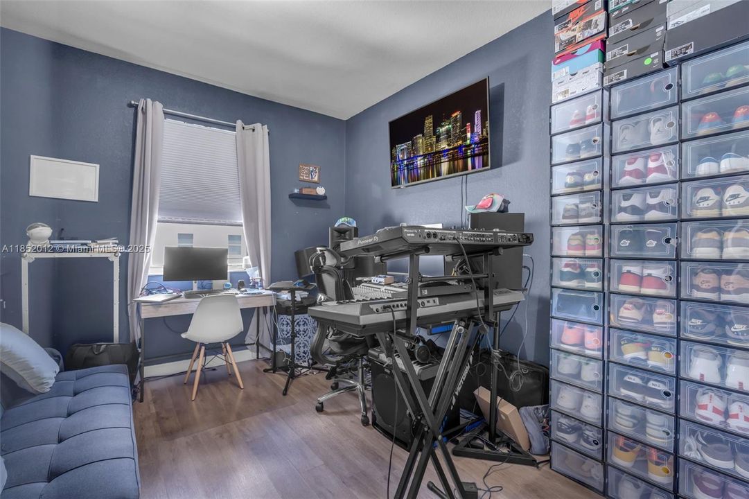 En Venta: $519,999 (3 camas, 2 baños, 1608 Pies cuadrados)