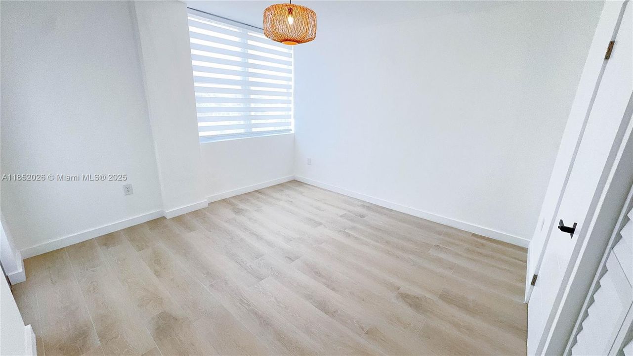 Recently Sold: $525,000 (2 beds, 2 baths, 940 Square Feet)