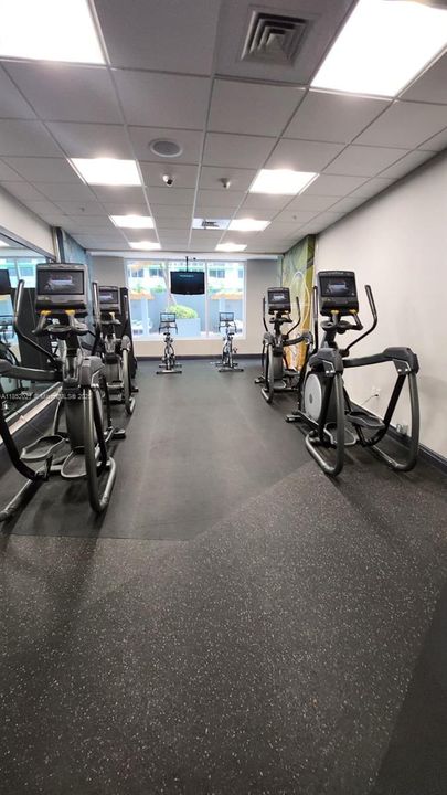 На продажу: $335,000 (1 спален, 1 ванн, 821 Квадратных фут)