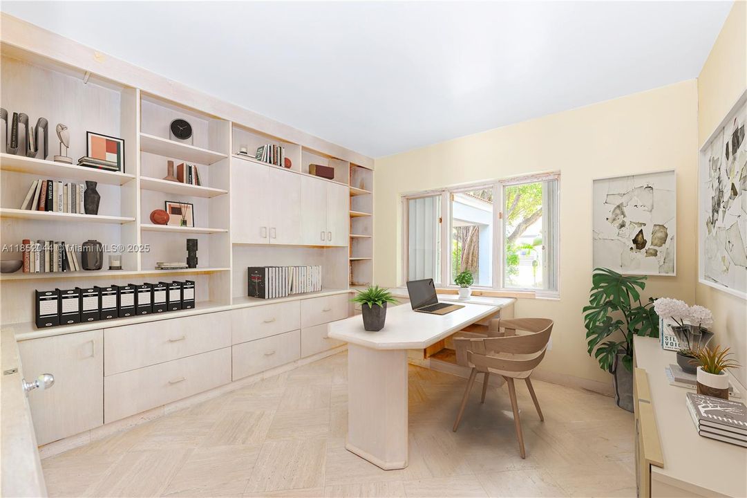 Recently Sold: $3,799,000 (3 beds, 3 baths, 2522 Square Feet)