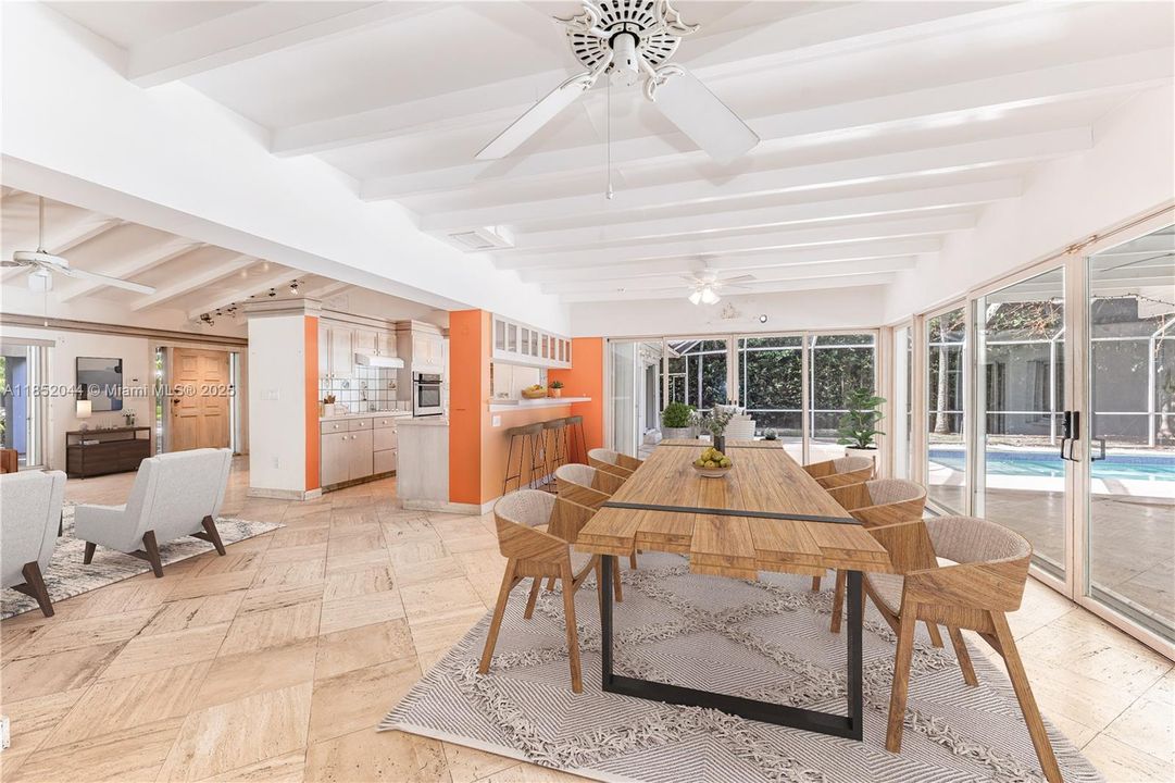 Recently Sold: $3,799,000 (3 beds, 3 baths, 2522 Square Feet)