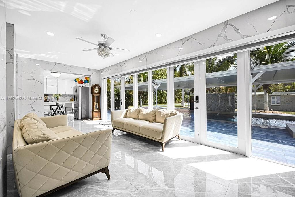 В аренду: $15,000 (5 спален, 4 ванн, 4119 Квадратных фут)