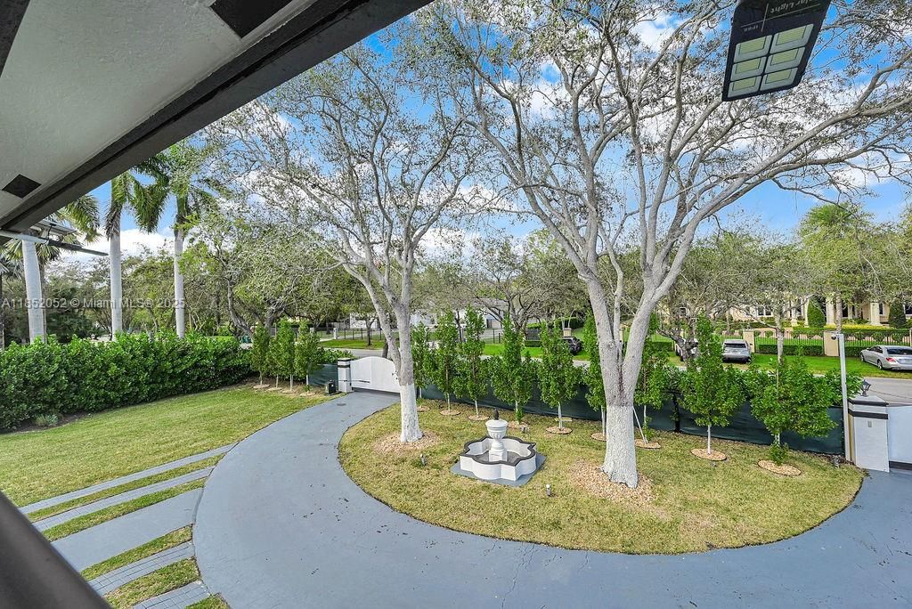 В аренду: $15,000 (5 спален, 4 ванн, 4119 Квадратных фут)