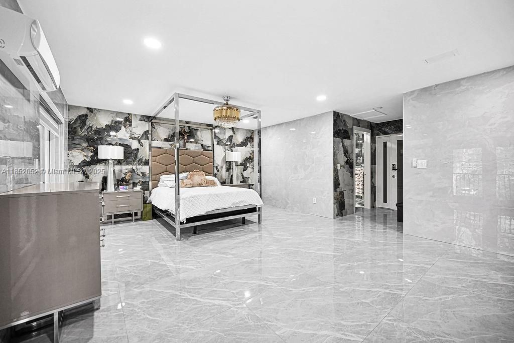 В аренду: $15,000 (5 спален, 4 ванн, 4119 Квадратных фут)