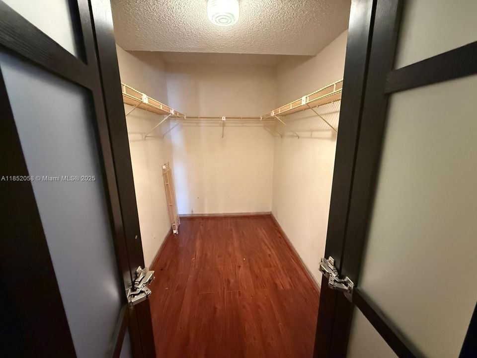 На продажу: $510,000 (2 спален, 2 ванн, 1287 Квадратных фут)