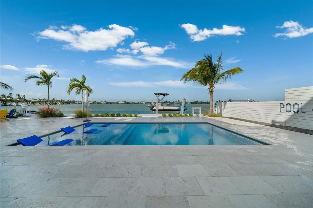 For Sale: $4,500,000 (4 beds, 4 baths, 2907 Square Feet)