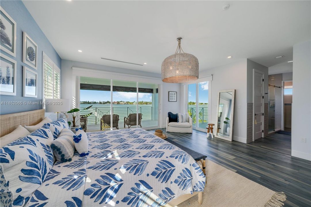 For Sale: $4,500,000 (4 beds, 4 baths, 2907 Square Feet)