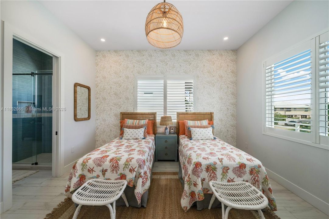 For Sale: $4,500,000 (4 beds, 4 baths, 2907 Square Feet)