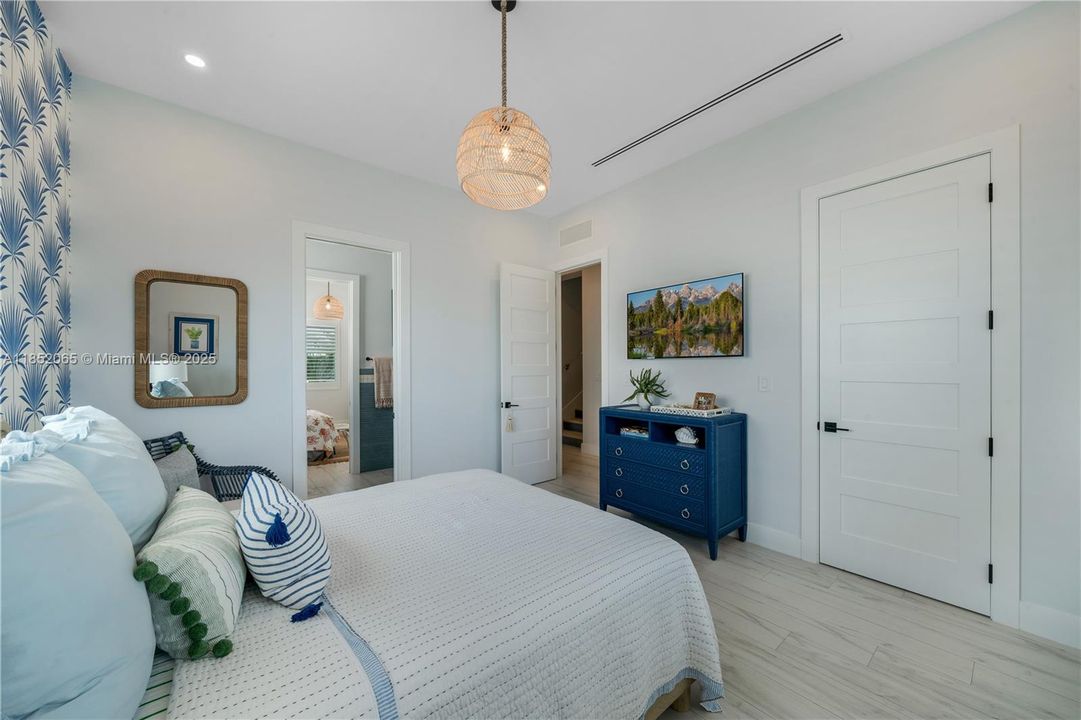 For Sale: $4,500,000 (4 beds, 4 baths, 2907 Square Feet)