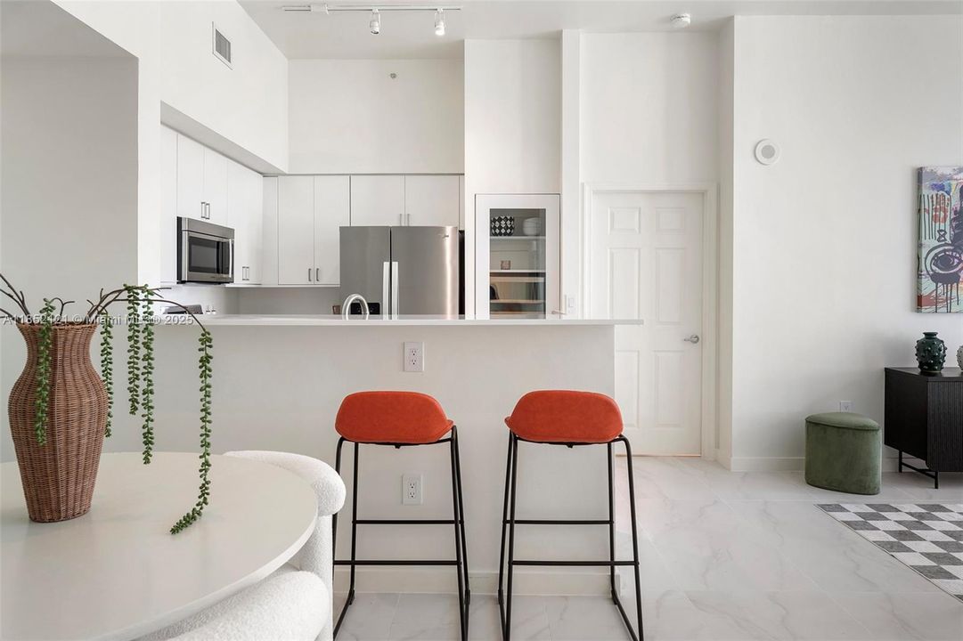 En Venta: $650,000 (2 camas, 2 baños, 1140 Pies cuadrados)