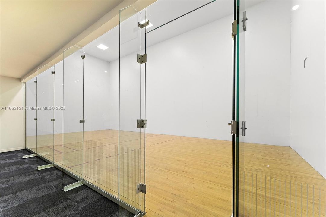 En Venta: $650,000 (2 camas, 2 baños, 1140 Pies cuadrados)