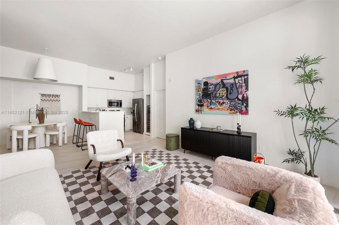 En Venta: $650,000 (2 camas, 2 baños, 1140 Pies cuadrados)