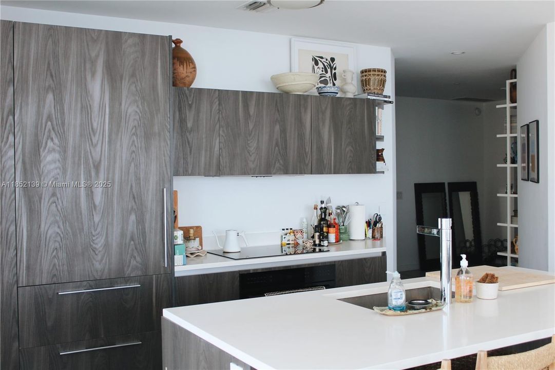 En Venta: $1,990,000 (4 camas, 4 baños, 1871 Pies cuadrados)