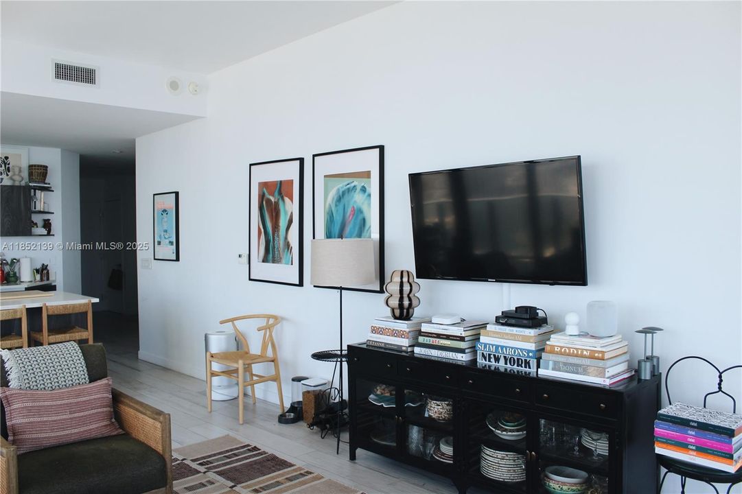 En Venta: $1,990,000 (4 camas, 4 baños, 1871 Pies cuadrados)