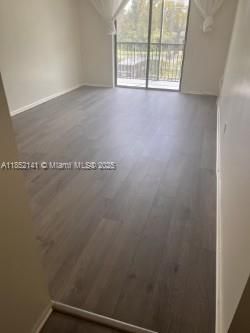 For Sale: $165,000 (1 beds, 1 baths, 720 Square Feet)