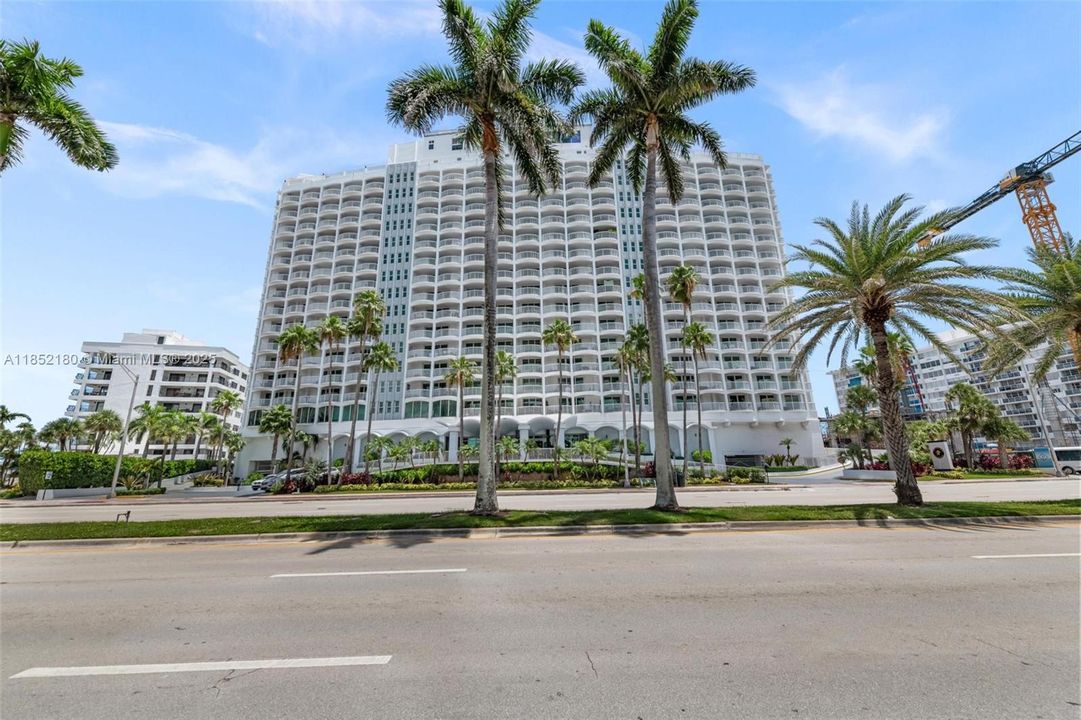 Recently Sold: $399,000 (2 beds, 2 baths, 980 Square Feet)